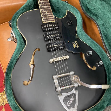 Guild Starfire 1 Jet90 Semi Hollow Satin Black / hardcase ( preowned )