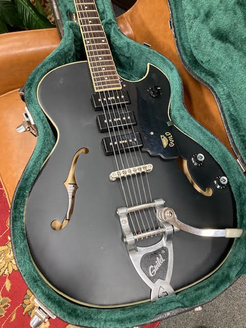 Guild Starfire 1 Jet90 Semi Hollow Satin Black / hardcase ( preowned )