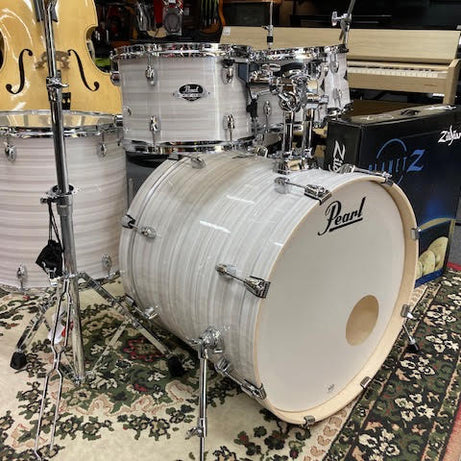 Pearl Export EXX Fusion plus Slipstream White  w/ zildjian cymbals + Bonus 8" Tom
