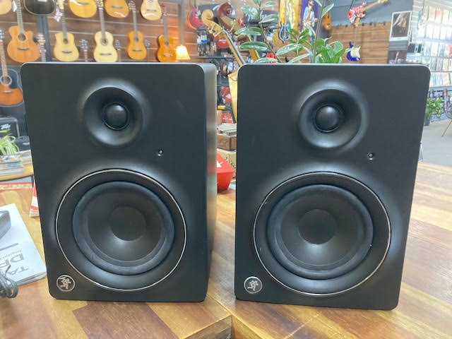 Mackie MR5 MKII powered monitors (preowned)