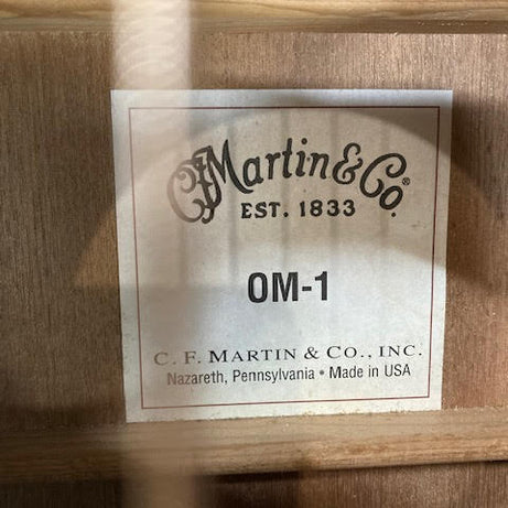 Martin OM-1 acoustic/electric guitar w/case (preowned)