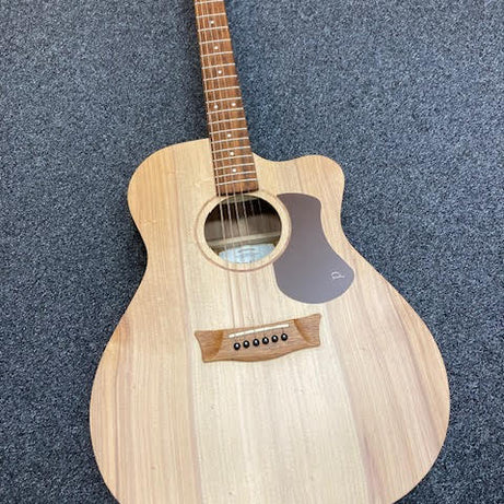 Pratley Entertainer OM Cutaway All Solid Maple B/S / Bunya Top w/pickup