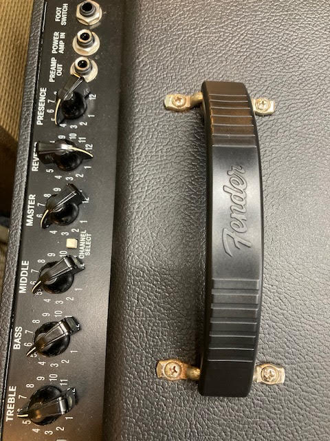 Fender Hotrod Deluxe 3 guitar amplifier (preowned)