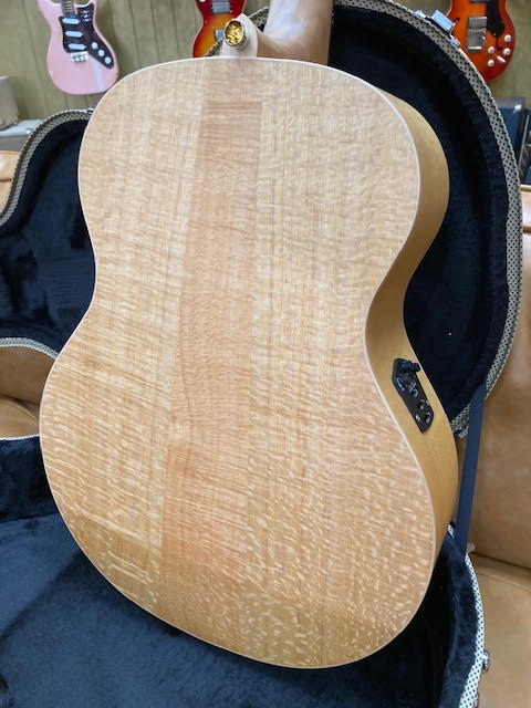 Cole Clark Angel Redwood Silky Oak w/ hardcase