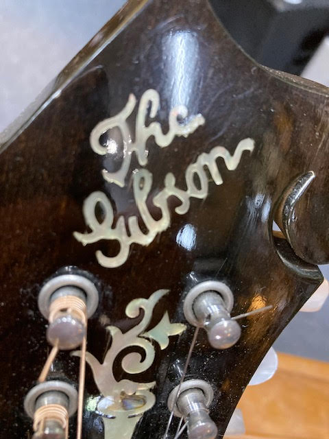 Gibson F5G Mandolin 2001 w/ case