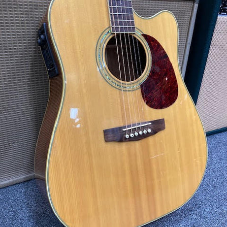 Preowned Cort MR730FX excellent condition Made in Korea w/ polyfoam case