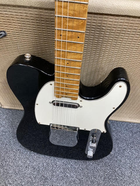 Fender Telecaster USA body - custom made neck w/ polyfoam case