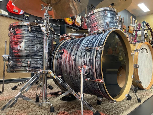 Gretsch Catalina Club Silver Oyster drum kit w/ Zildjian cymbals + hardware (preowned)