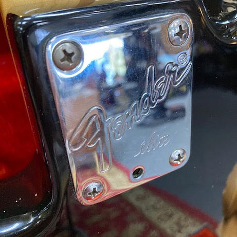 Fender Precision Elite 1983 Vintage Bass guitar w/ Vintage Fender case