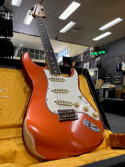 Fender Custom Shop Stratocaster 1967RI Limited edition Relic w/ case + candy