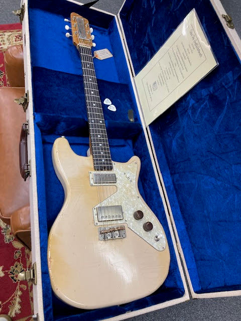 SOLD DeluxeTone Cosmopolitan El Dorado Relic Electric Guitar