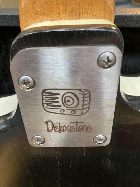 DeluxeTone Cosmopolitan Duo "Sweet Tuxedo" Custom guitar w/ hardcase