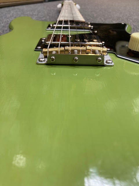 2026 DeluxeTone Cosmopolitan "Super Sonic" w/ hardcase