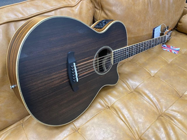 Tanglewood TDBTSFCEAEB Discovery Exotic Superfolk C/E All Ebony (shop stock)