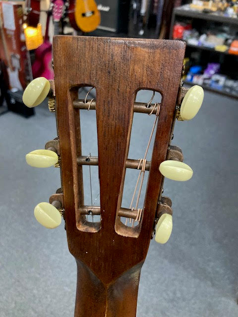 Washburn 125th anniversary limited edition parlour guitar w/ case