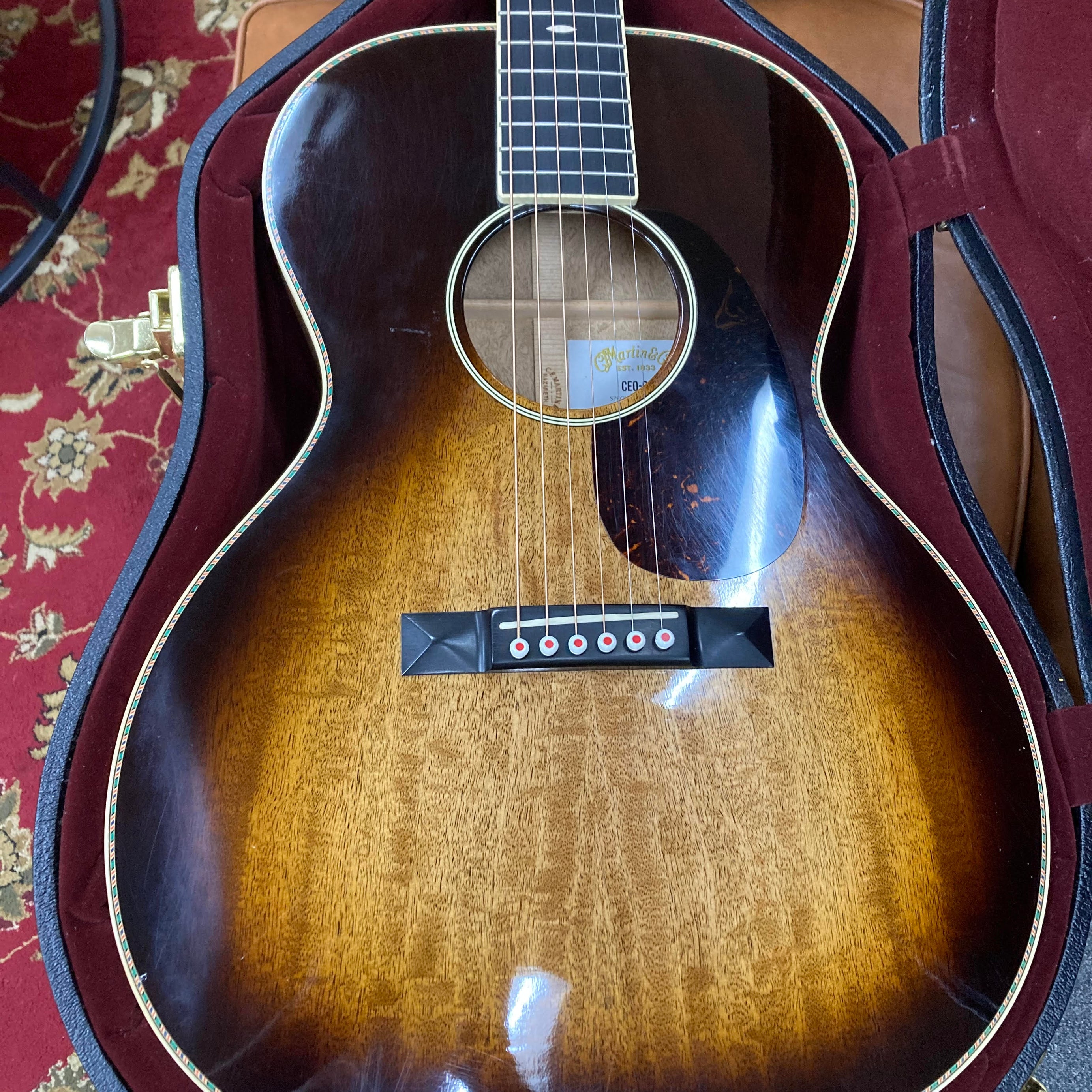 Martin CEO-9  acoustic guitar w/ case (preowned)