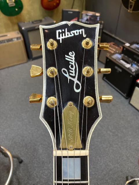 Gibson Lucille 1995 electric guitar w/ case