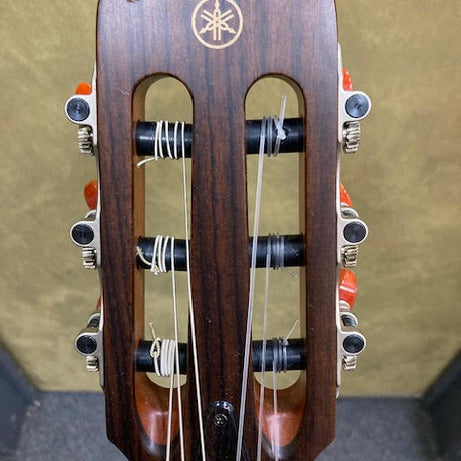 Yamaha NTX900FM Classical Acoustic-Electric Guitar w/Flamed Maple Back (preowned)