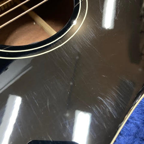 Fender Redondo Acoustic/electric guitar black w/ hardcase (preowned)