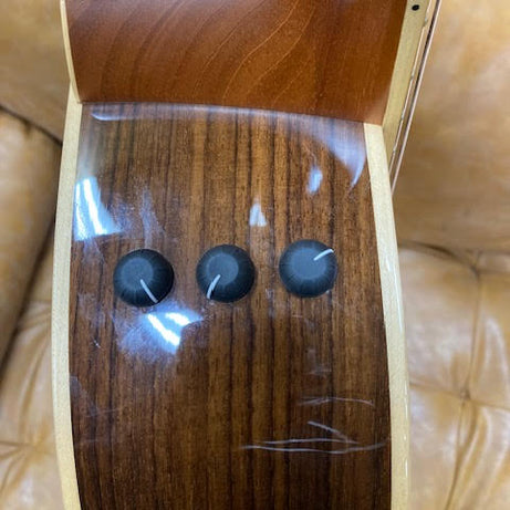 TAYLOR 814ce ACOUSTIC ELECTRIC GUITAR W/ CASE (PREOWNED)