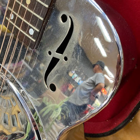 Vintage Dobro 1973 Metal guitar w/ case