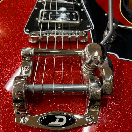 Duesenberg Paloma Red Sparkle electric guitar w/ case (preowned)