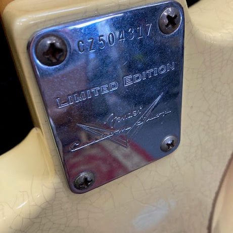 Fender Custom Shop Limited Edition relic 1964RI w/case