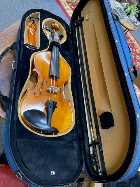 Scott Cao 4/4 violin (preowned)
