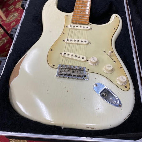 Fender Stratocaster Mexican roadworn body with non original neck.