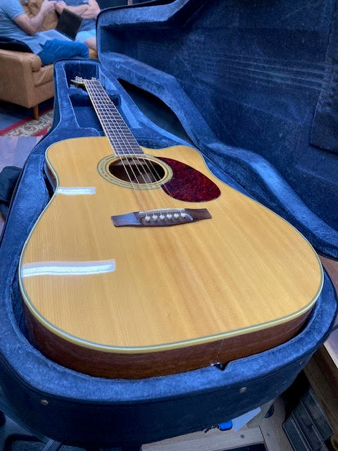 Preowned Cort MR730FX excellent condition Made in Korea w/ polyfoam case