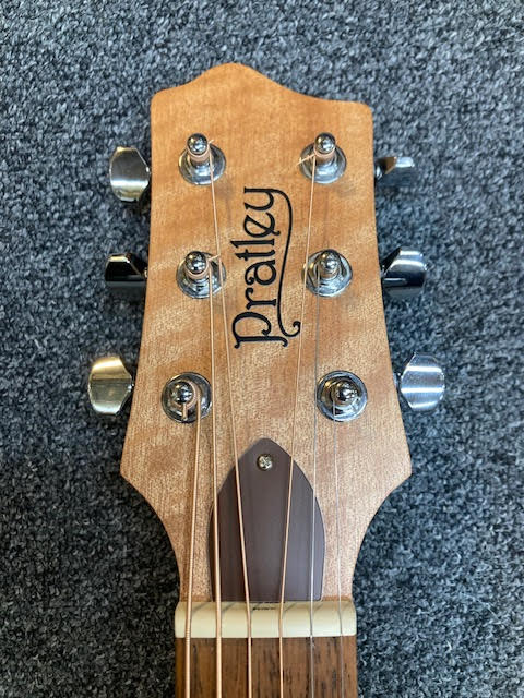 Pratley Entertainer OM Cutaway All Solid Maple B/S / Bunya Top w/pickup