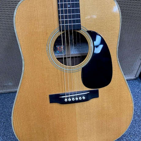 Martin D28 Elvis Presley 2007 w/ hardcase