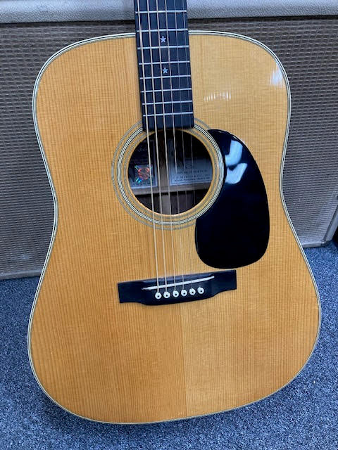 Martin D28 Elvis Presley 2007 w/ hardcase