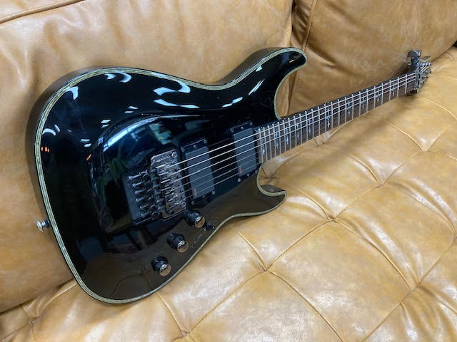Schecter Black Diamond Series Hellraiser (preowned)