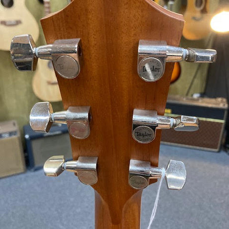 TAYLOR 814ce ACOUSTIC ELECTRIC GUITAR W/ CASE (PREOWNED)