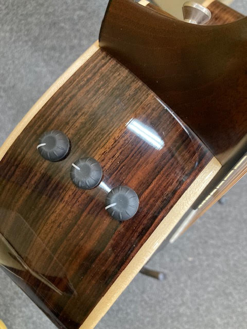 Taylor 814CE DLX acoustic electric guitar (preowned)