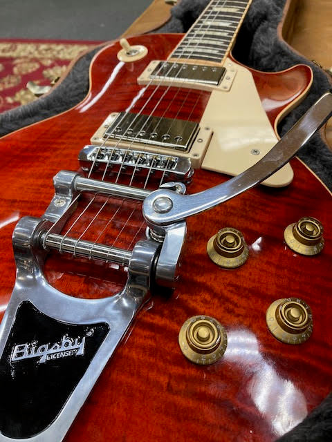 Gibson Les Paul Standard w/ bigsby 2013 w/ hardcase