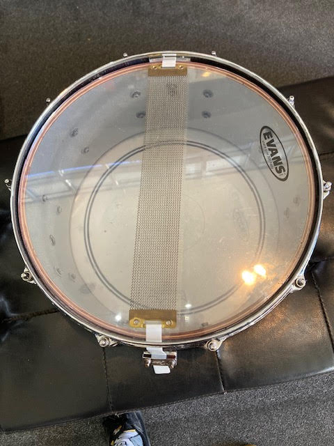 Gretsch Rosewood snare 14 x 6.5 w/ bag (preowned)