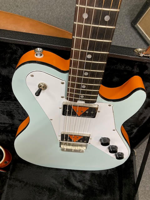 SOLD - DeluxeTone Radiola Custom GT40 Daytona electric guitar