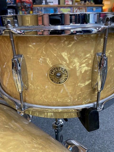 Gretsch Broadkaster 4 piece drum kit USA Reissue shell pack . ( preowned )