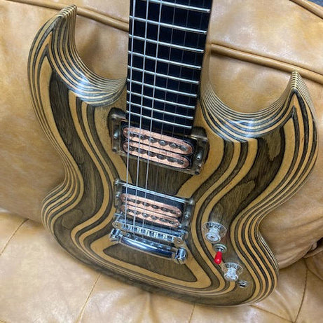 Gibson Zoot 2009 Limited edition  Black and Natural w/ gigbag