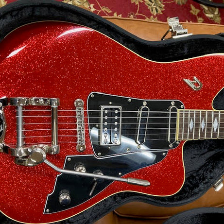 Duesenberg Paloma Red Sparkle electric guitar w/ case (preowned)