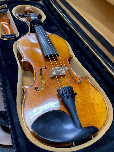 Scott Cao 4/4 violin (preowned)
