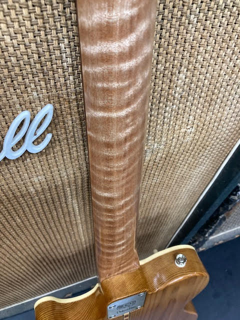 Deluxetone Mexi-Cali Radiola Duo Custom Electric guitar w/hardcase