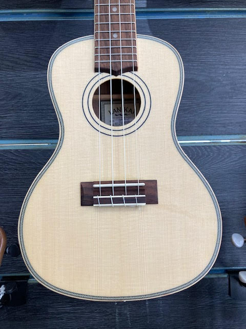 Lanikai Concert Ukulele Solid Spruce Top in Natural Satin Finish - LSPSTC