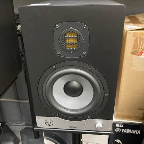 EVE Audio SC207 2-Way 7" Professional Studio Monitor Speakers (Pair) (preowned)