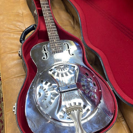 Vintage Dobro 1973 Metal guitar w/ case