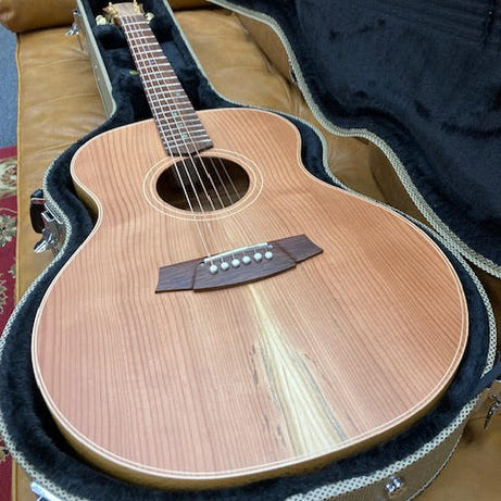 Cole Clark Angel Redwood Silky Oak w/ hardcase