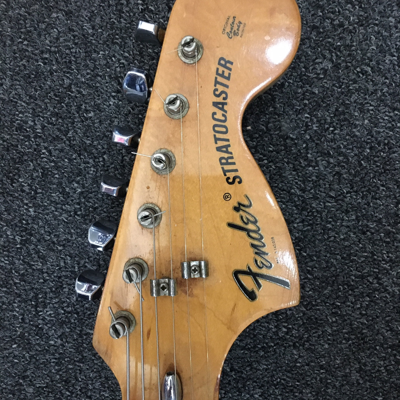 Vintage 1974 Fender Stratocaster w/ original case