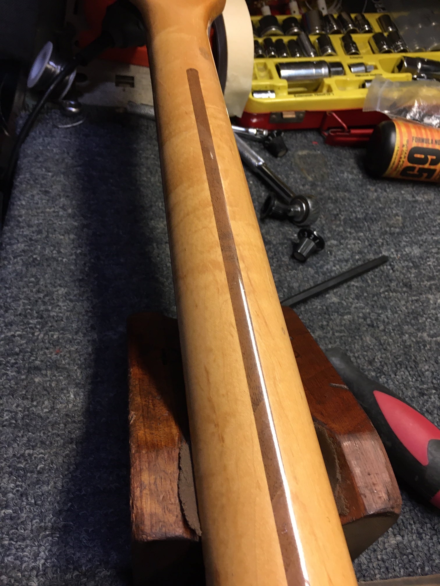 Vintage 1974 Fender Stratocaster w/ original case